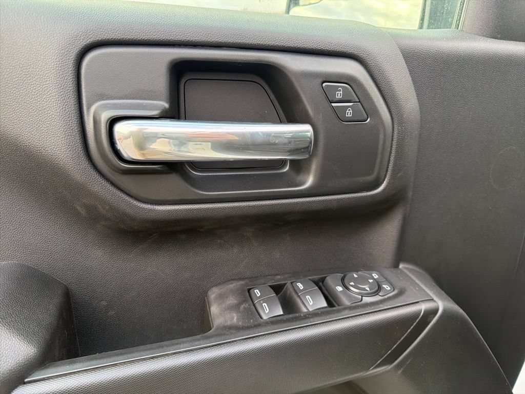 2026 Chevrolet Silverado 1500 Custom - Photo 18