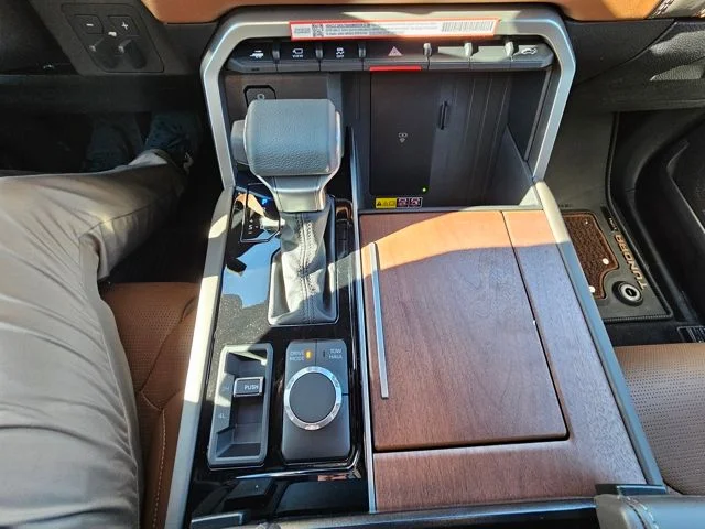 2025 Toyota Tundra 1794 Edition - Photo 12