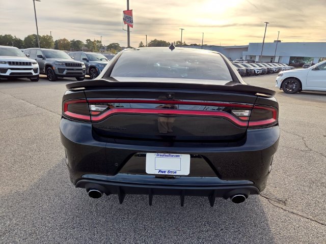 Used 2018 Black Dodge R/T Scat Pack image 11