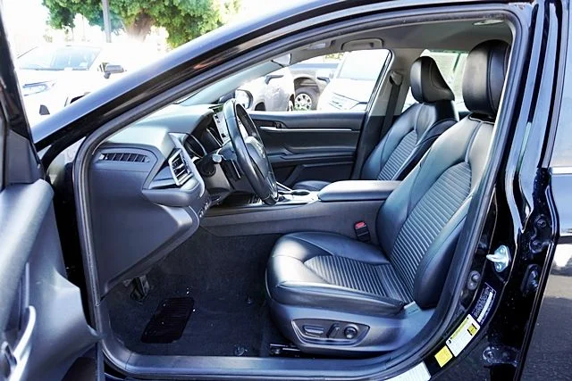 Used 2022 Black Toyota SE image 12