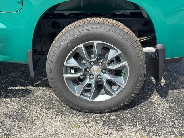 New 2026 Special Exterior Color Chevrolet LT image 4
