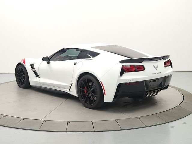 Used 2019 White Chevrolet Grand Sport image 5