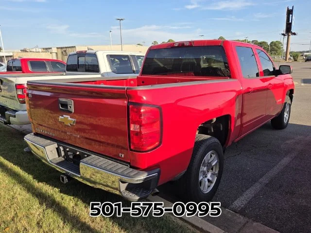 Used 2018 Red Chevrolet LT image 4