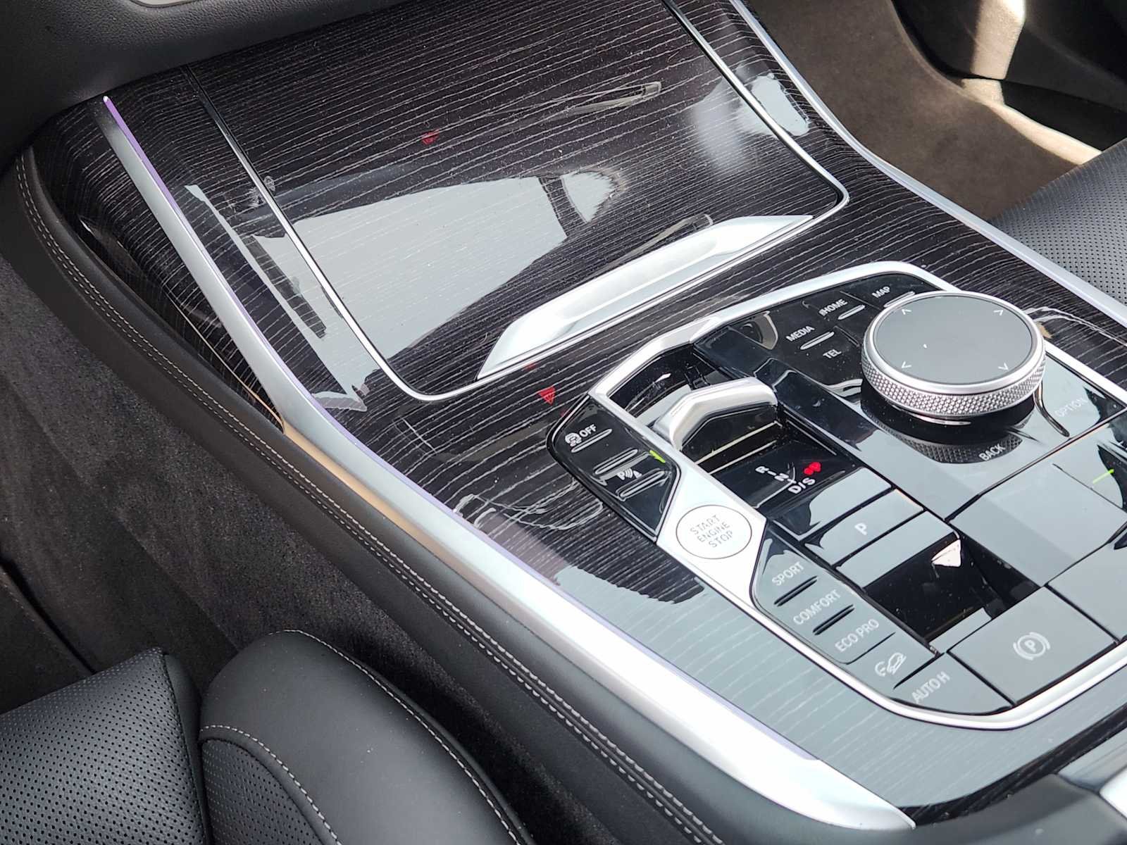 2025 BMW X7 M60i - Photo 16