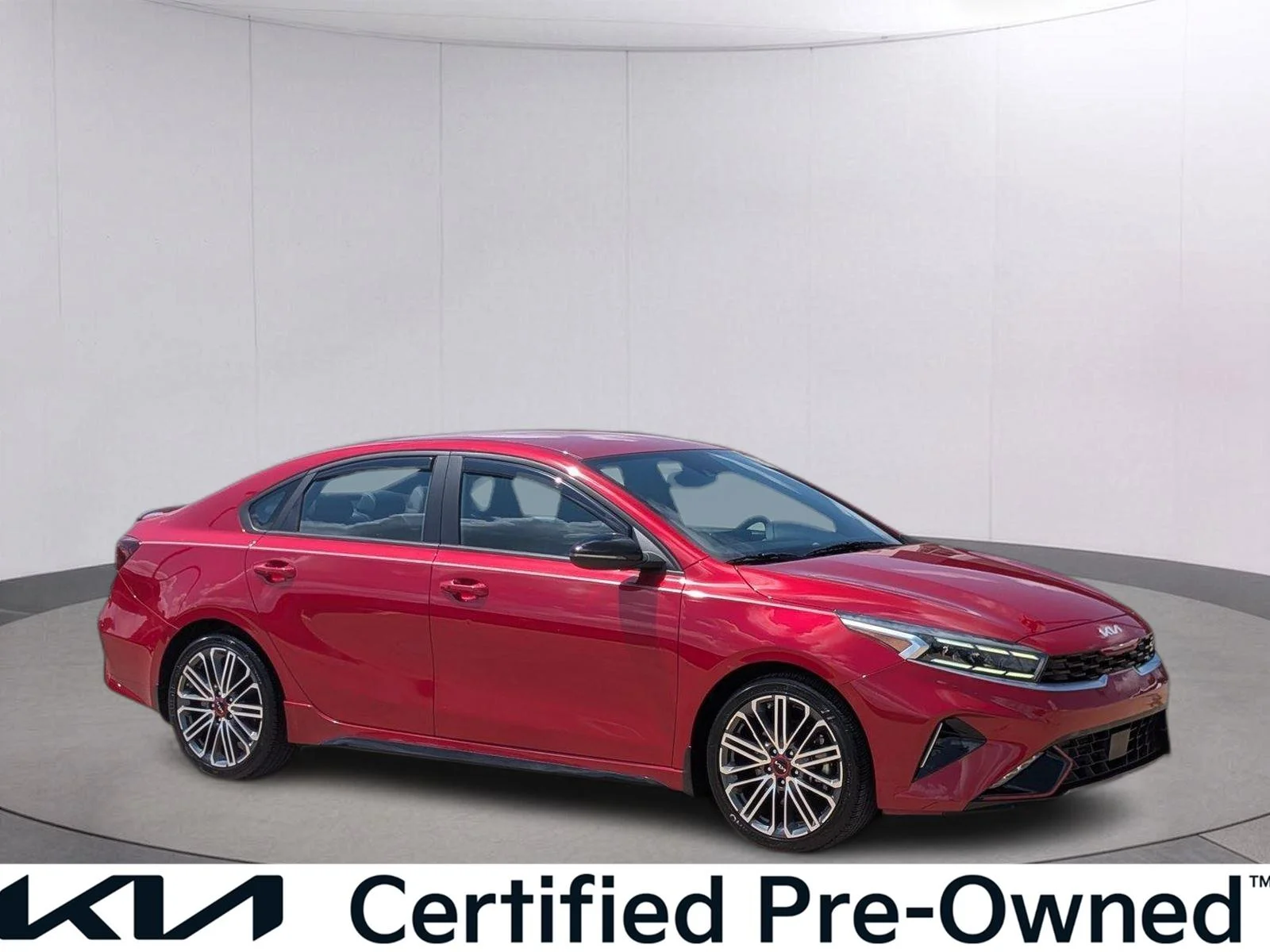 Used 2022 Currant Red Kia GT image 10