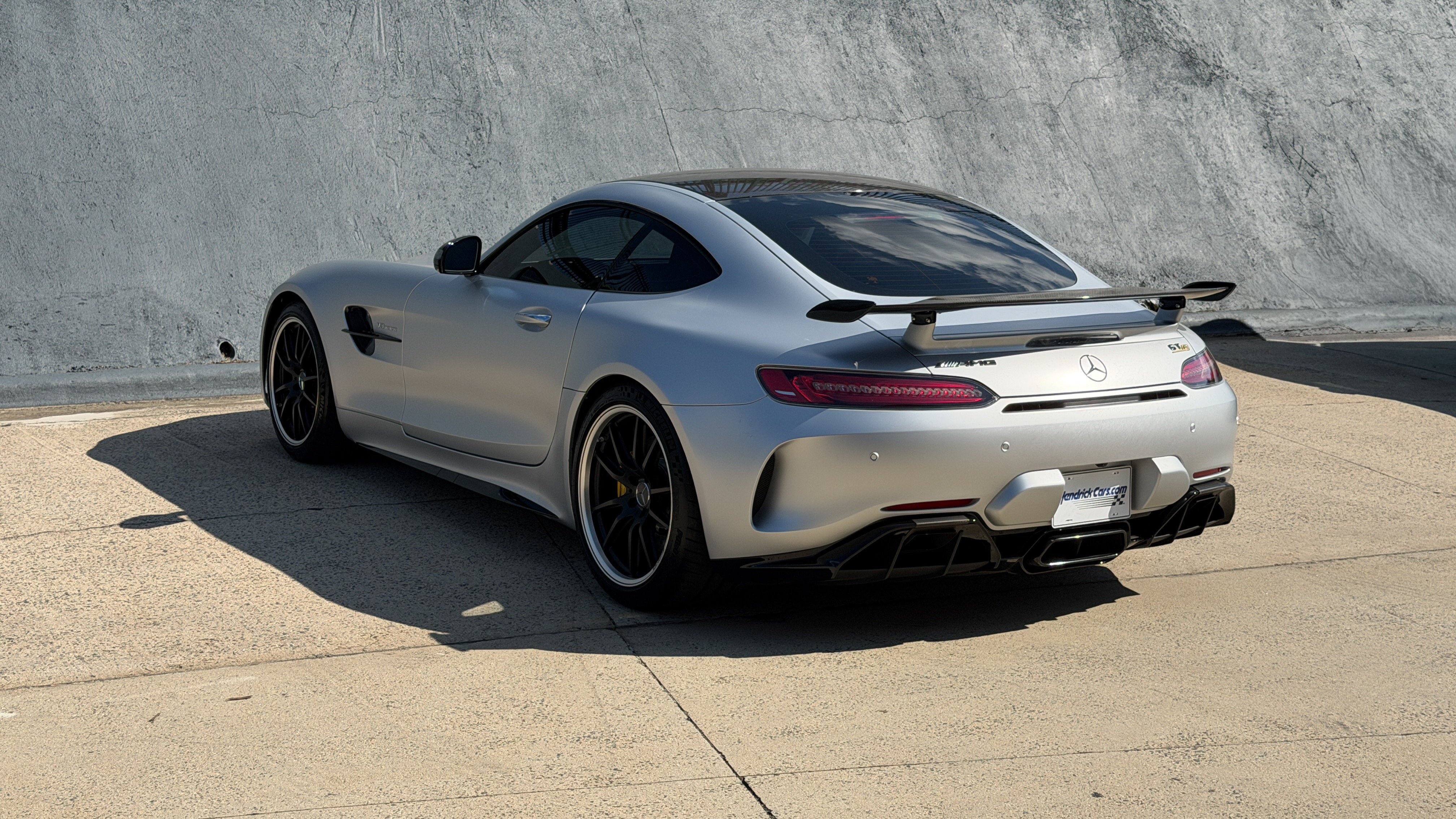 Used 2018 Designo Silver Mercedes-Benz R image 5