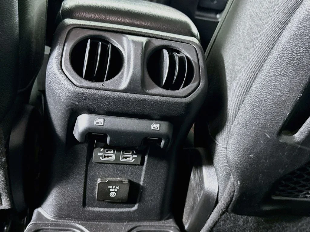 2022 Jeep Wrangler Unlimited Rubicon - Photo 25