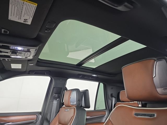 Used 2024 White Frost GMC Denali Ultimate image 27