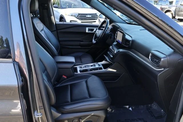 Used 2020 Magnetic Ford XLT image 7