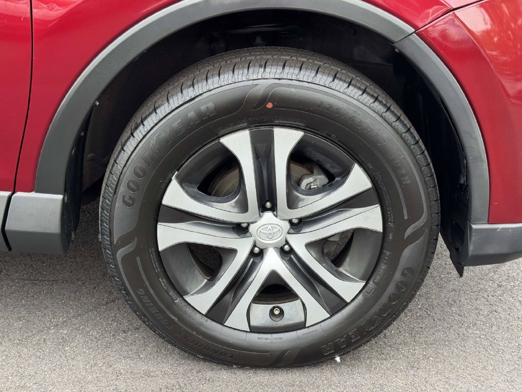 Used 2018 Red Toyota LE image 26