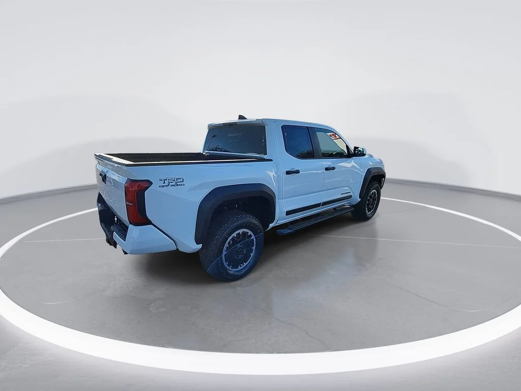 2026 Toyota Tacoma TRD Off Road - Photo 8