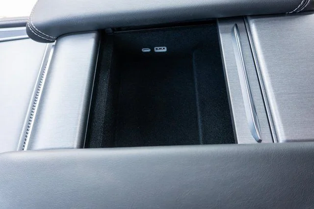 New 2026 High Gloss Black Exterior Paint Jeep Limited Altitude image 32