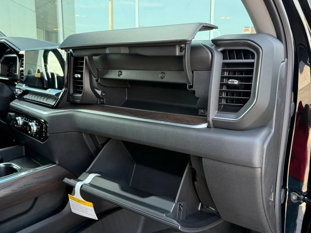 New 2026 Onyx Black GMC SLT image 16