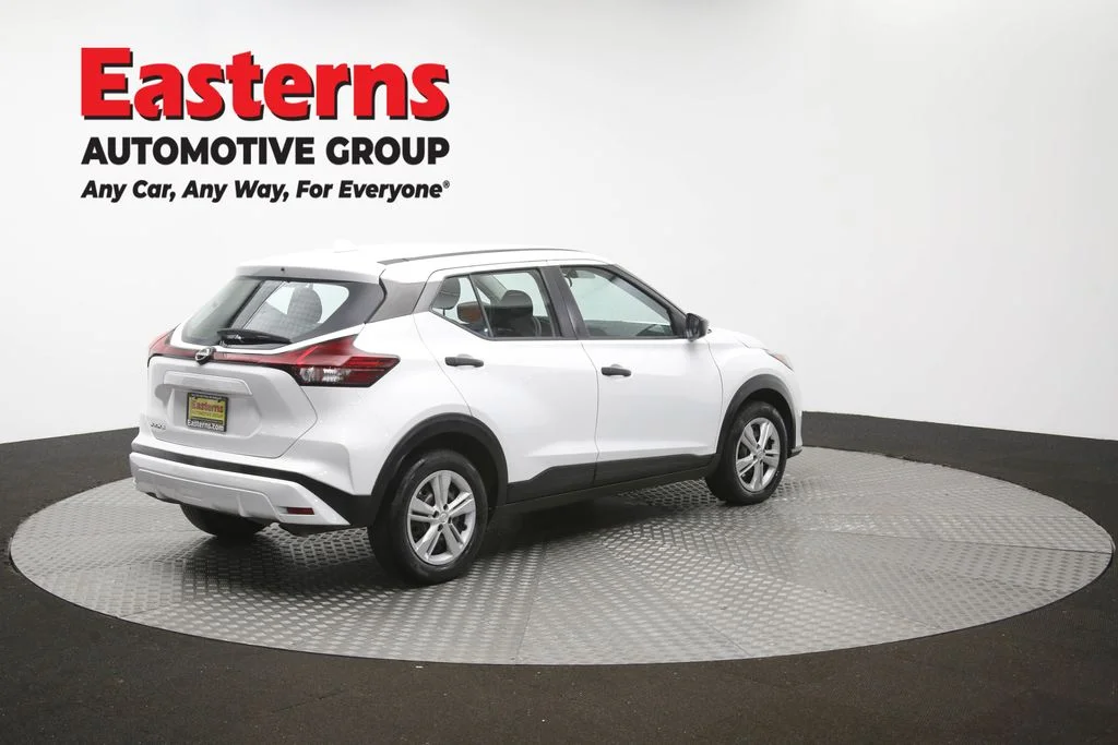 Used 2024 White Nissan S image 40