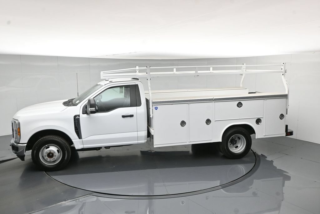 New 2026 Oxford White Ford XL image 47
