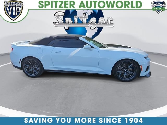 Used 2017 SUMMIT WHITE Chevrolet ZL1 image 9