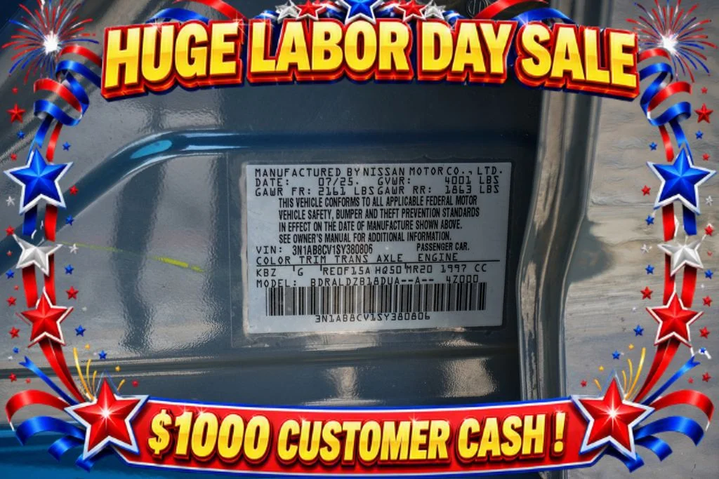 Used 2025 Gray Nissan SV image 38