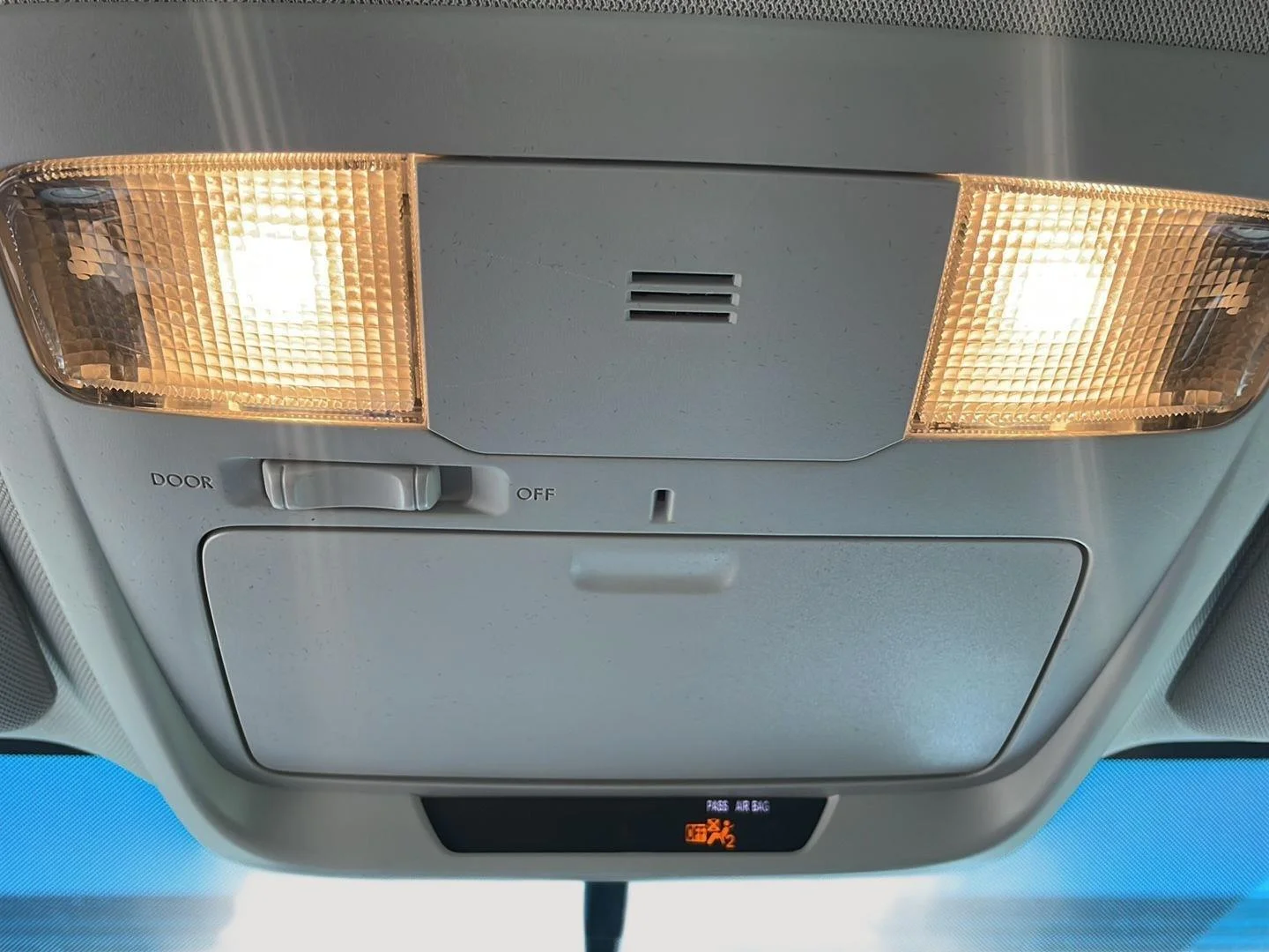 Used 2015 Ice Silver Metallic Subaru 2.5i Premium image 15