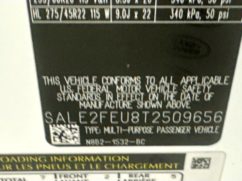 New 2026 Fuji White Land Rover X-Dynamic SE image 32