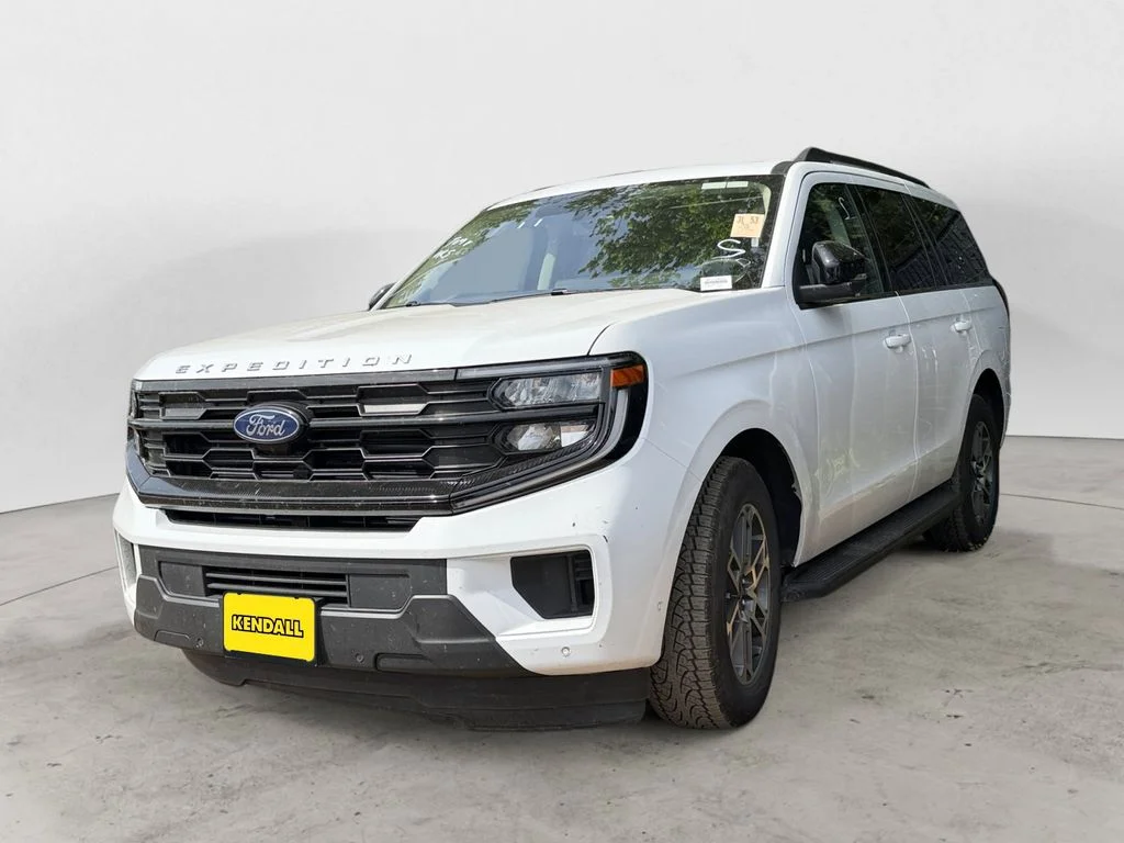 2025 Ford Expedition Active 4x4's photo