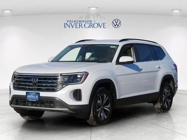 New 2026 White/off-white Volkswagen SE image 4