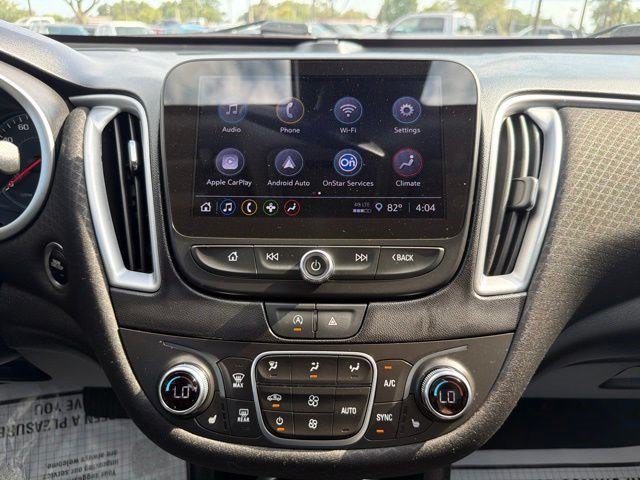 Used 2024 Lakeshore Blue Metallic Chevrolet LT image 22