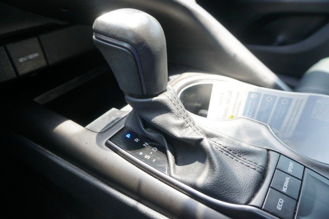 Used 2024  Toyota SE image 29