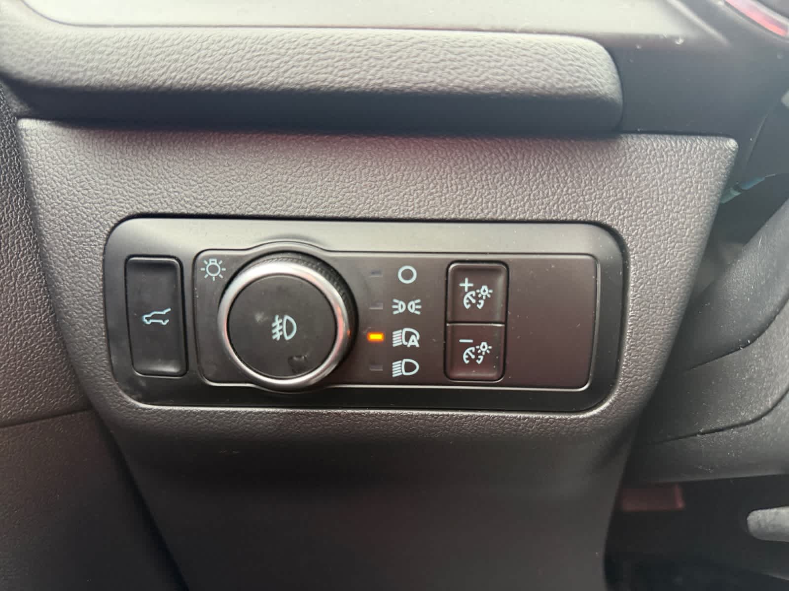 Used 2024 Iconic Silver Ford Platinum image 22