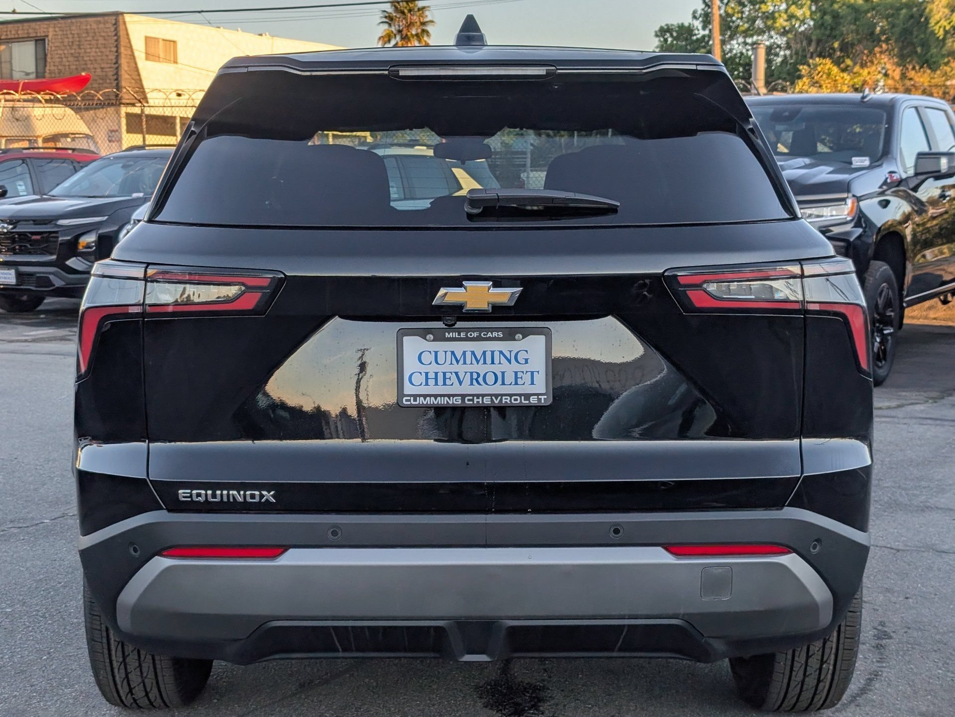 New 2027 Mosaic Black Metallic Chevrolet LT image 9