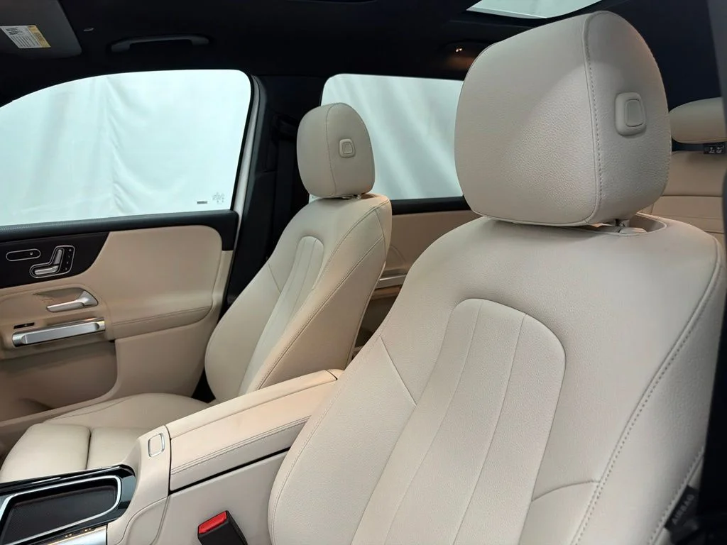 New 2026 White Mercedes-Benz GLB 250 image 13
