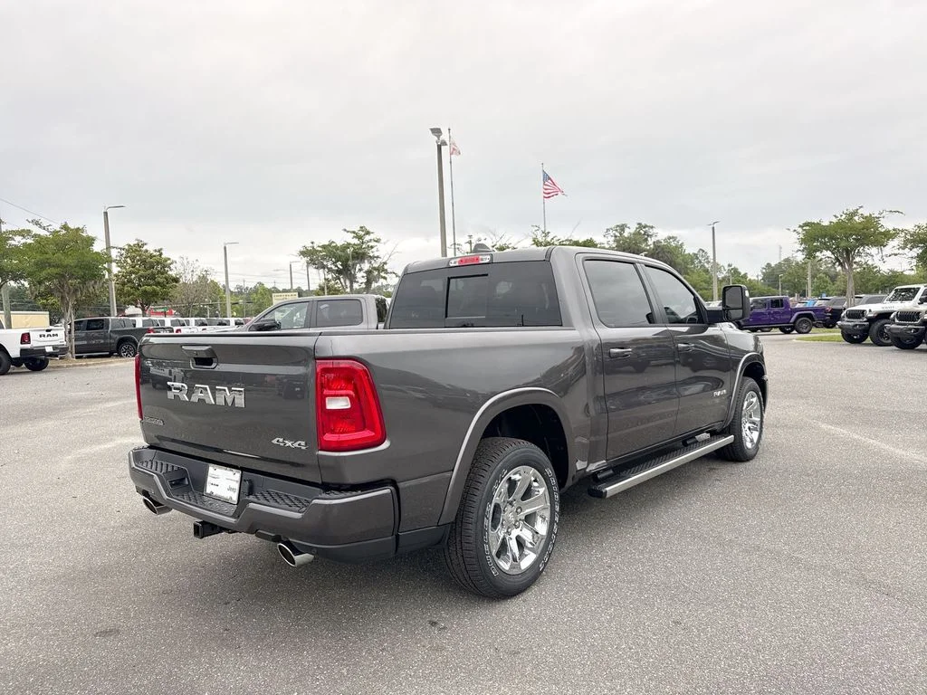 New 2026 Granite Crystal Metallic Clear-Coat Exterior Paint RAM Big Horn/Lone Star image 3