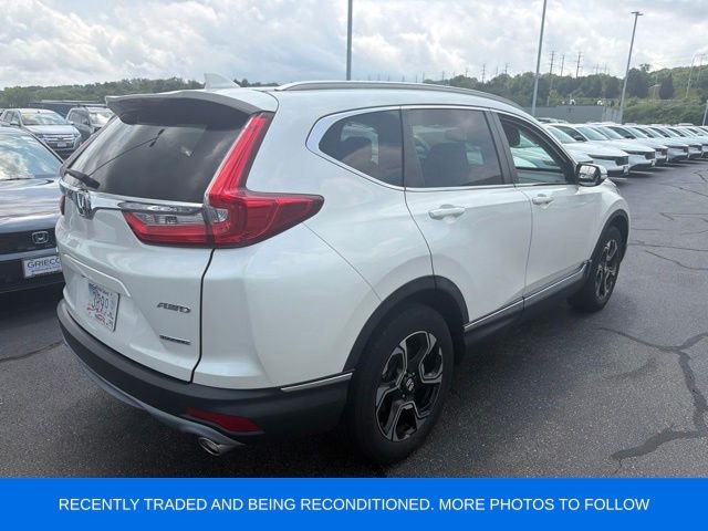 Used 2018 White Diamond Pearl Honda Touring image 2