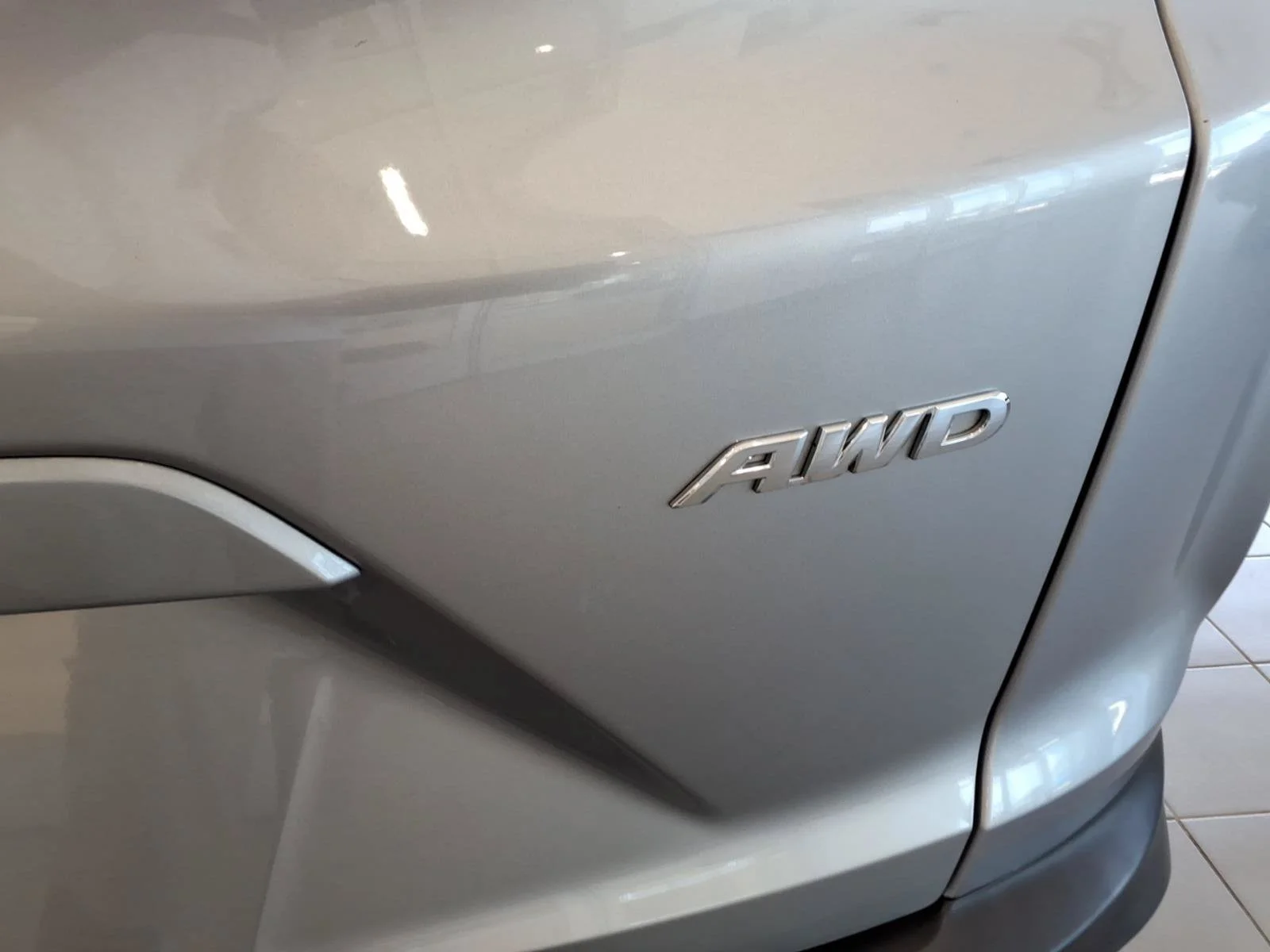 Certified Used 2017 Lunar Silver Metallic Honda EX-L image 18