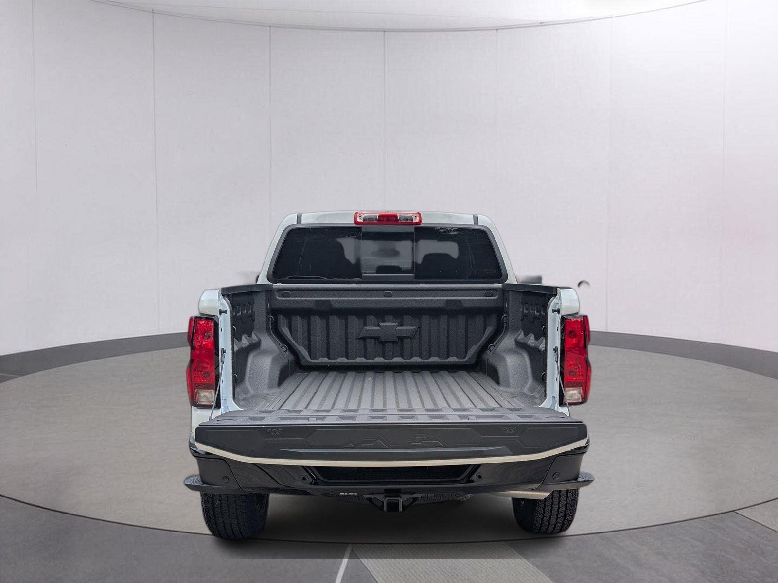 2026 Chevrolet Colorado Trail Boss - Photo 6