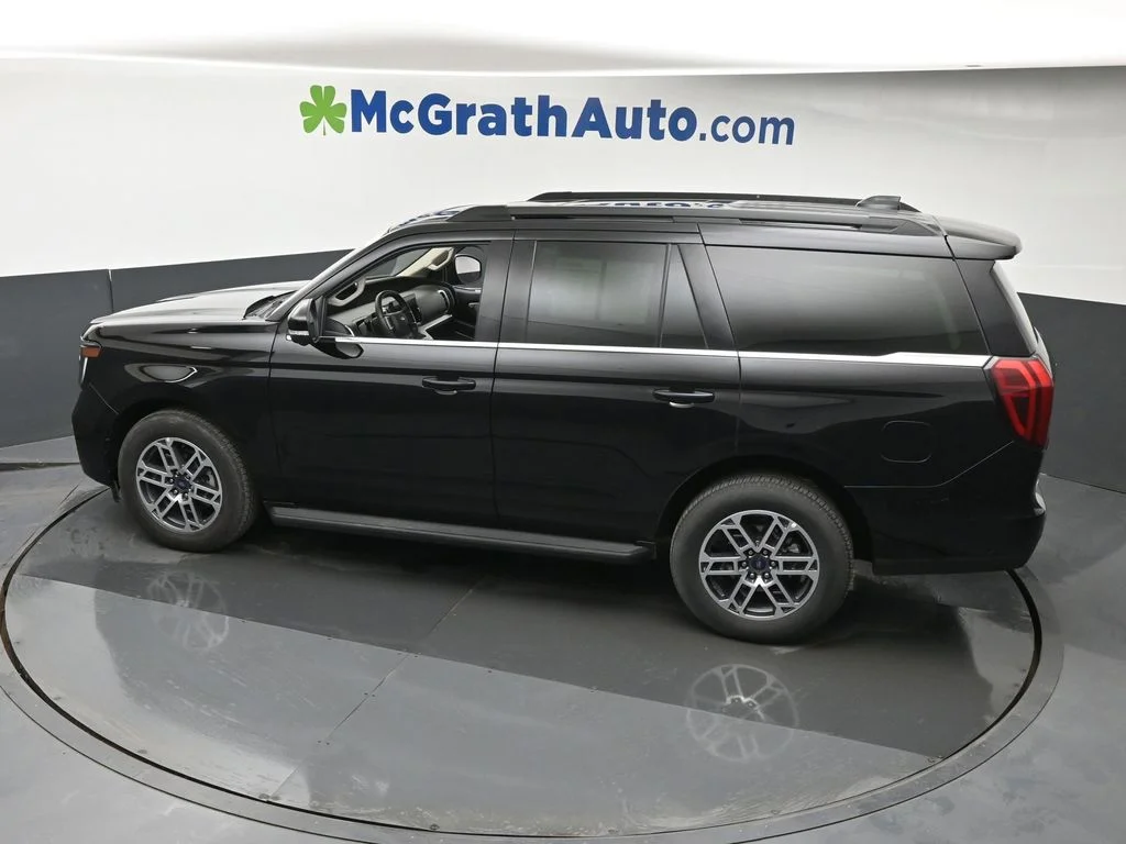 Used 2025 Black Ford Active image 25