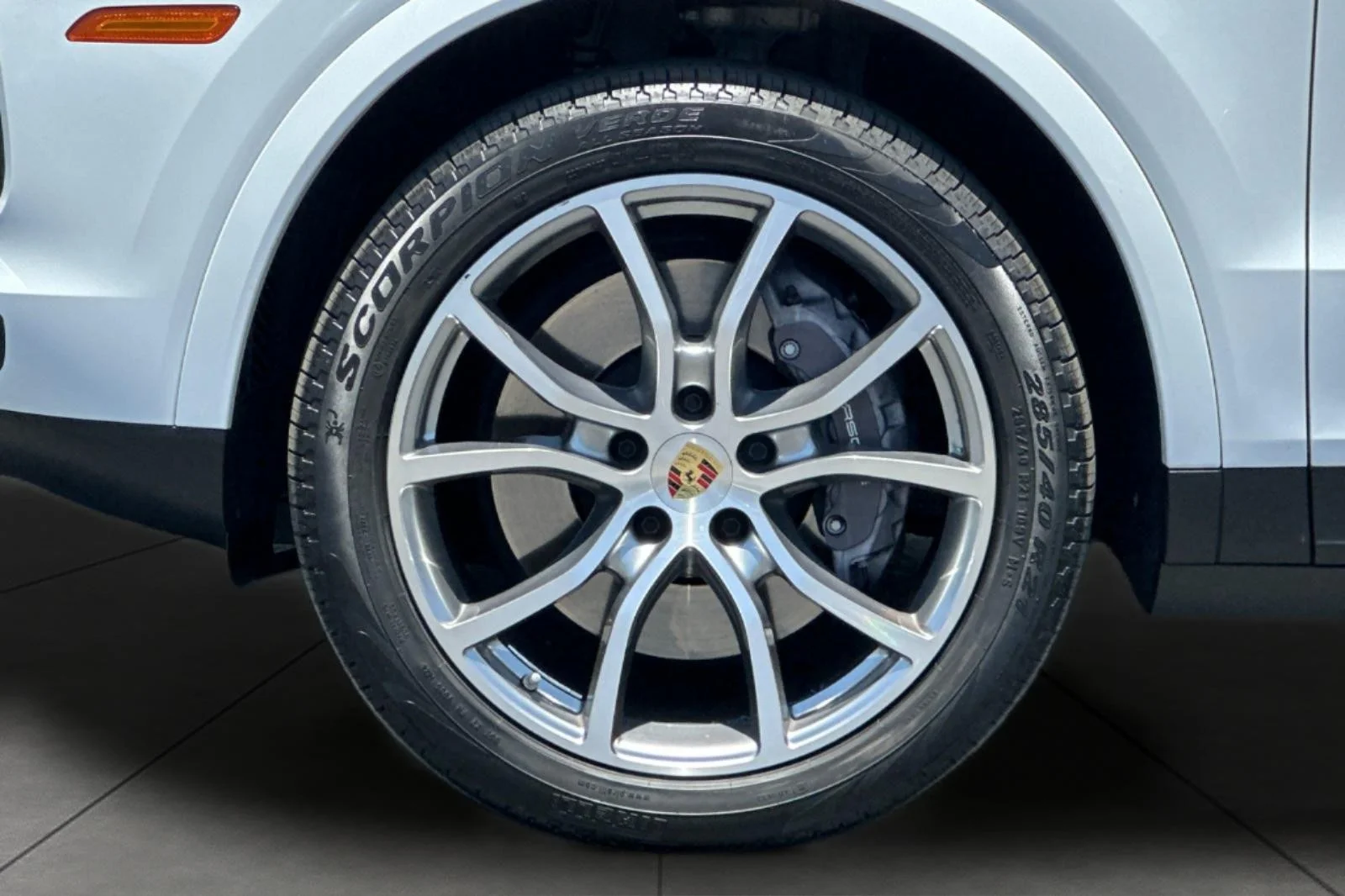 Used 2023 White Porsche  image 25