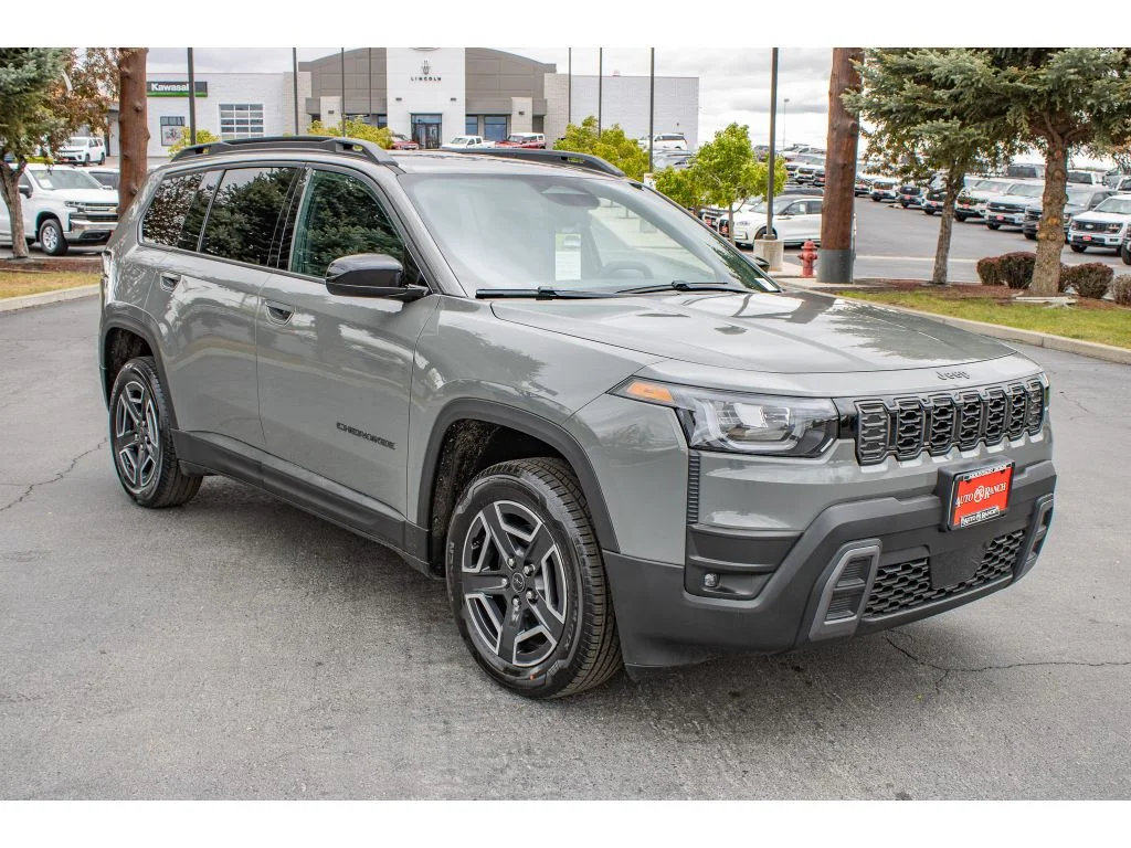 New 2026 Sting-Gray Clearcoat Jeep Laredo image 2