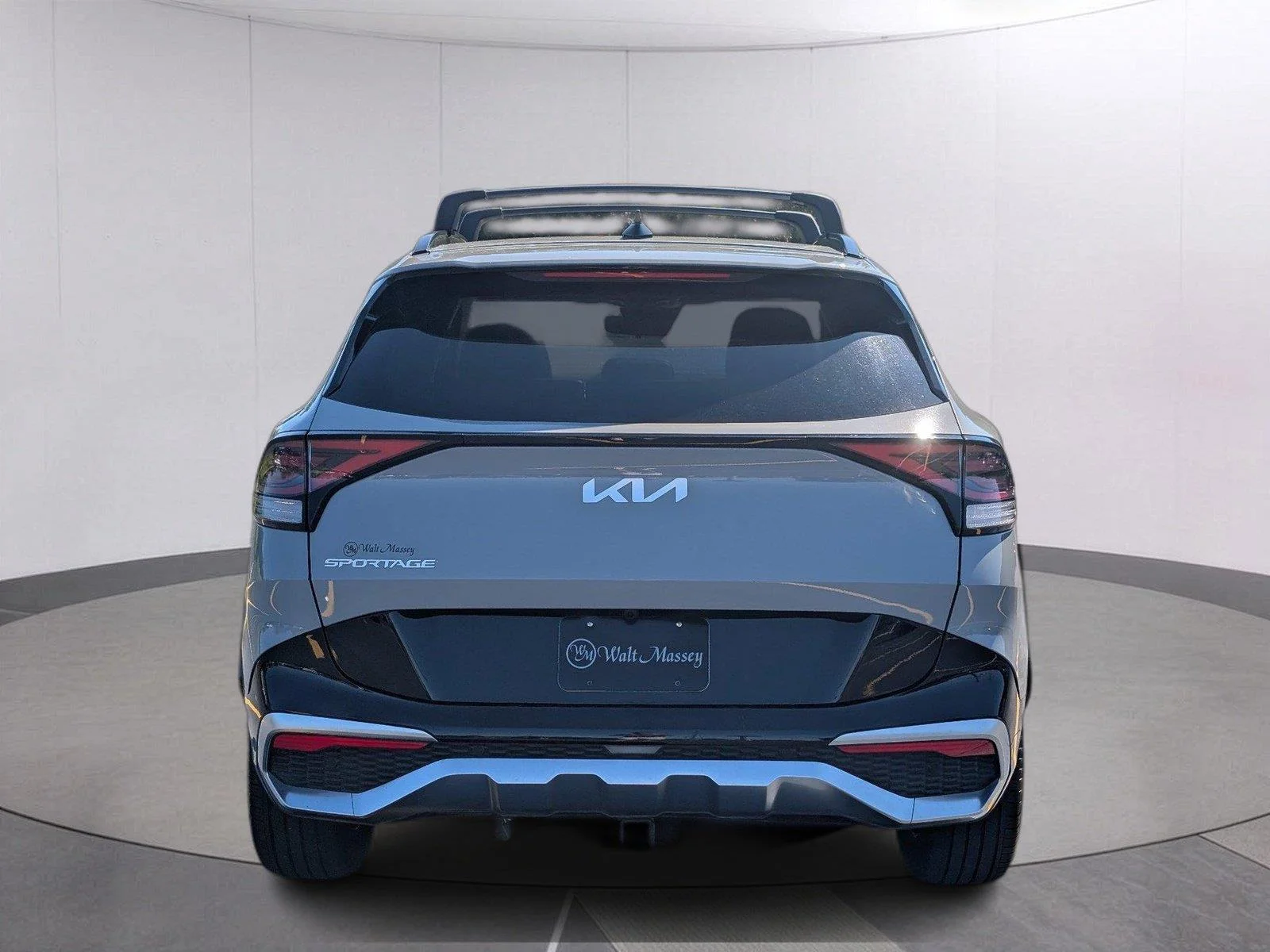 Used 2025 Wolf Gray Kia SX-Prestige image 4
