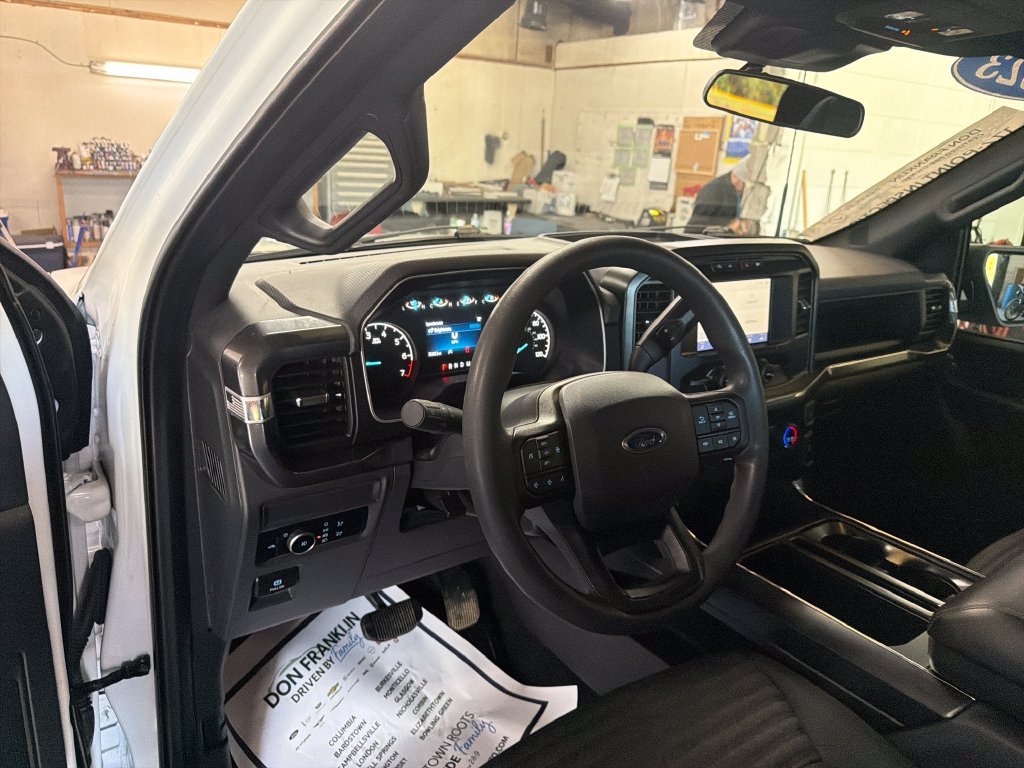 Used 2023 White Ford XL image 15