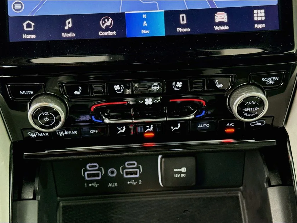 Used 2022 Gray Jeep Overland 4xe image 16