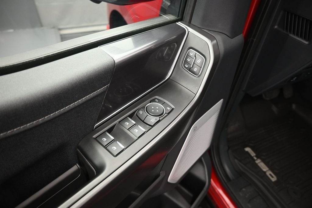 Used 2025 Red Ford Lariat image 17