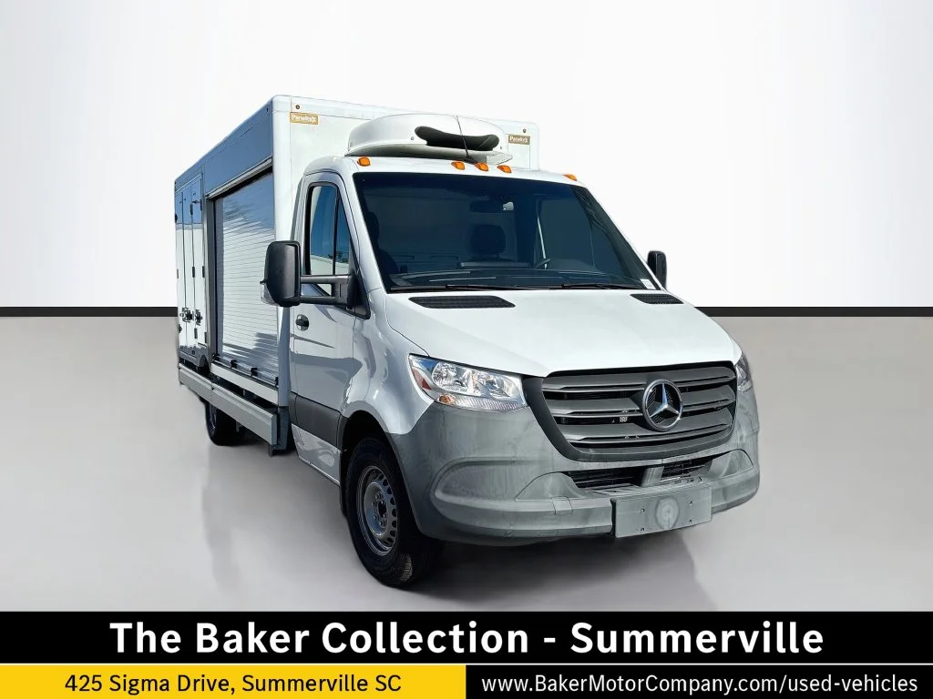 2022 Mercedes-Benz Sprinter Cab Chassis