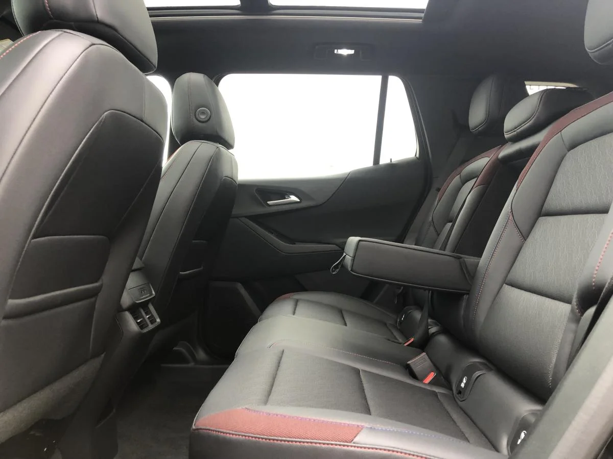 New 2026 Black Chevrolet Awd 4dr Rs image 11