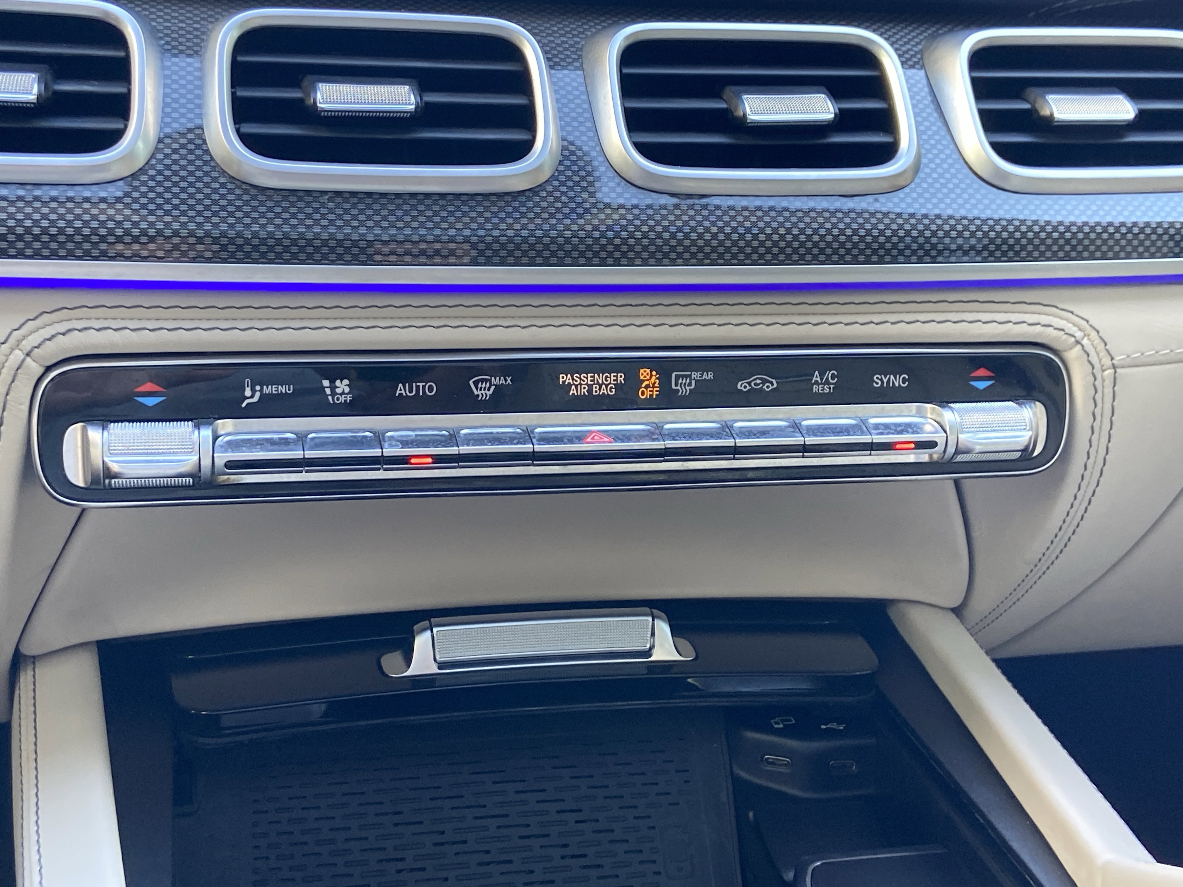 Certified Used 2021 Polar White Mercedes-Benz AMG® GLE 53 4MATIC® SUV image 34