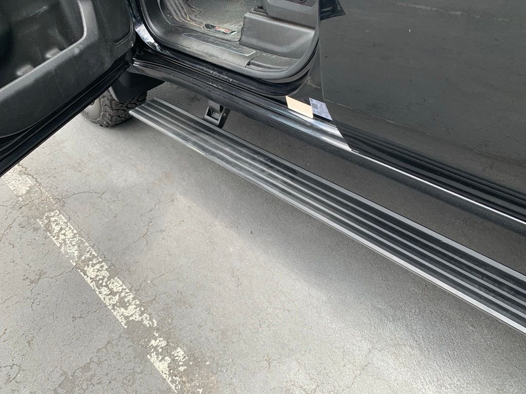 Used 2022 Black GMC Denali image 21