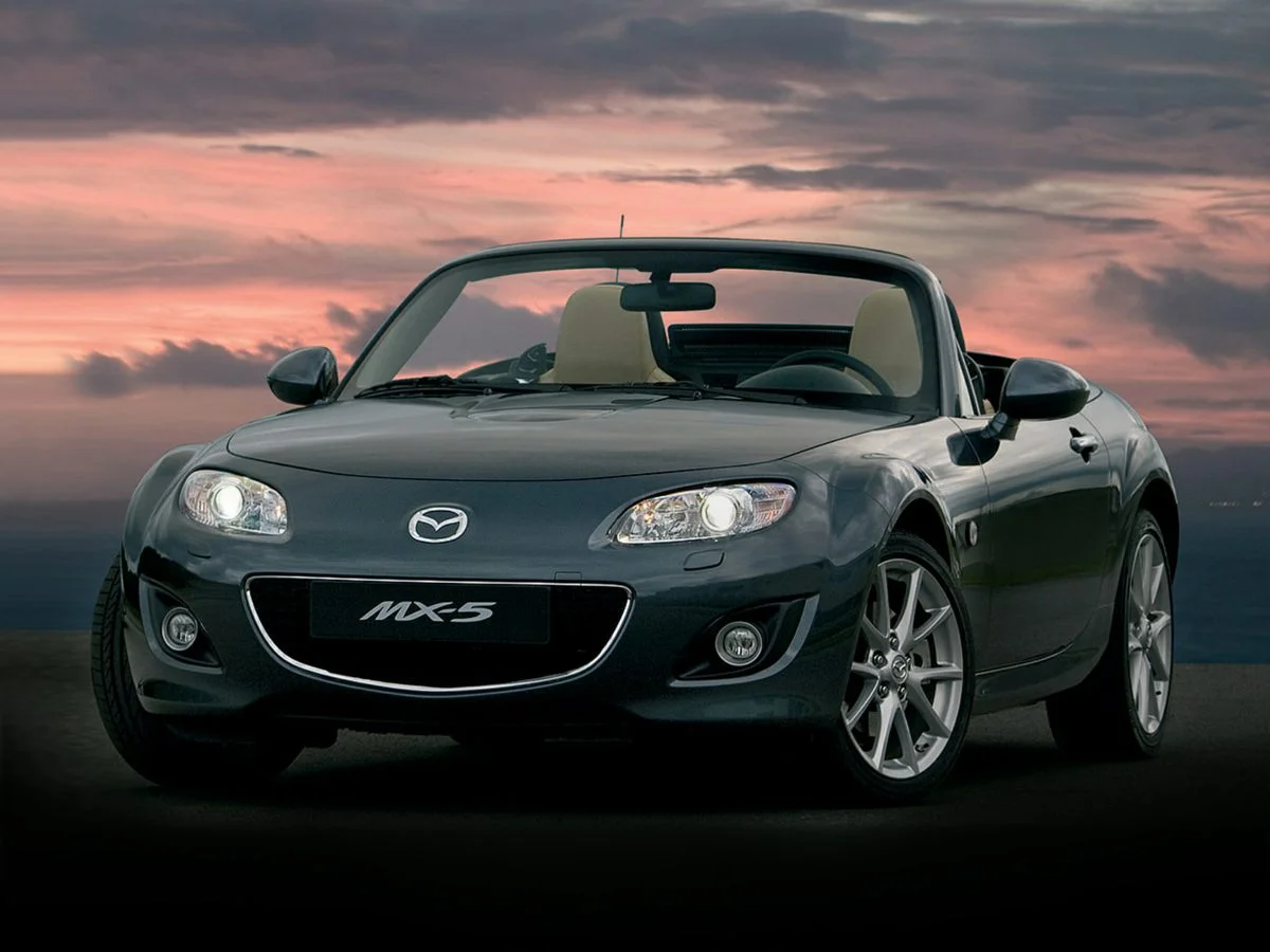 2011 Mazda MX-5 Miata Grand Touring Hard Top Auto's photo