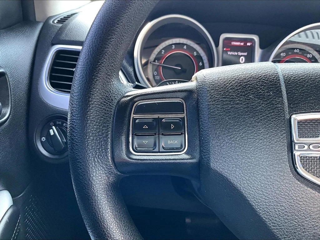 Used 2013 Silver Dodge SE image 19