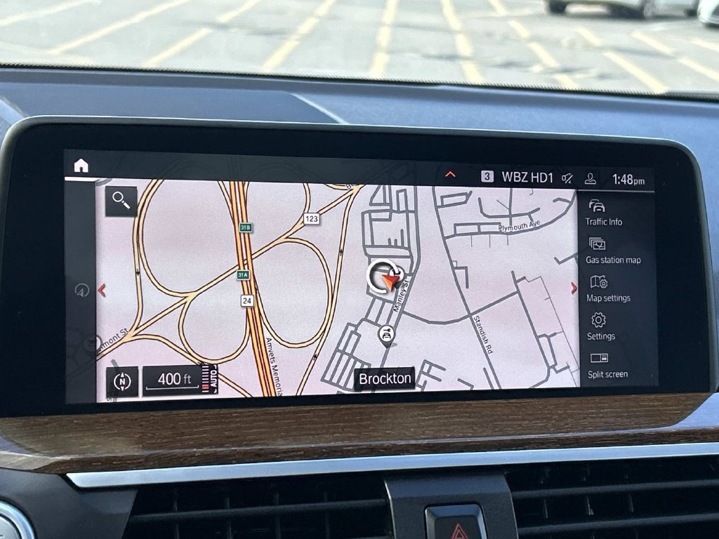Used 2021 White BMW xDrive30i image 37