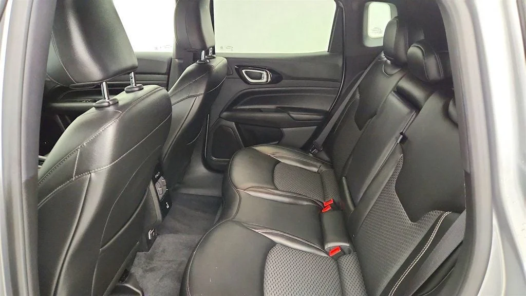 Used 2023 Billet Silver Metallic Clearcoat Jeep Altitude 4x4 Special Edition w/ Sun & Sound Group image 21