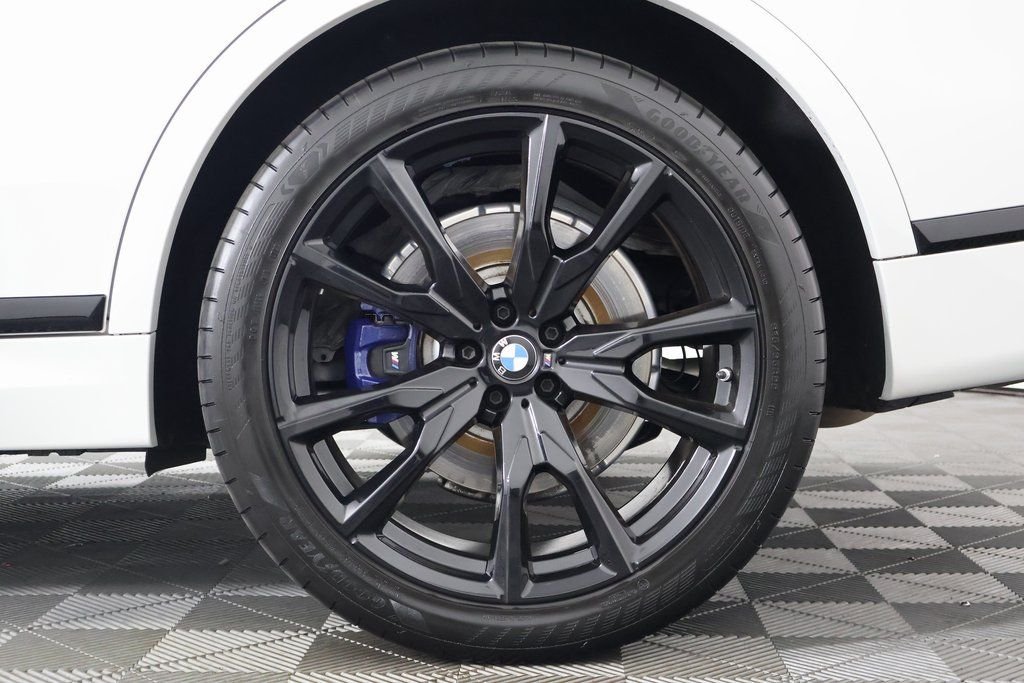 Certified Used 2024 White Metallic BMW xDrive40i image 17